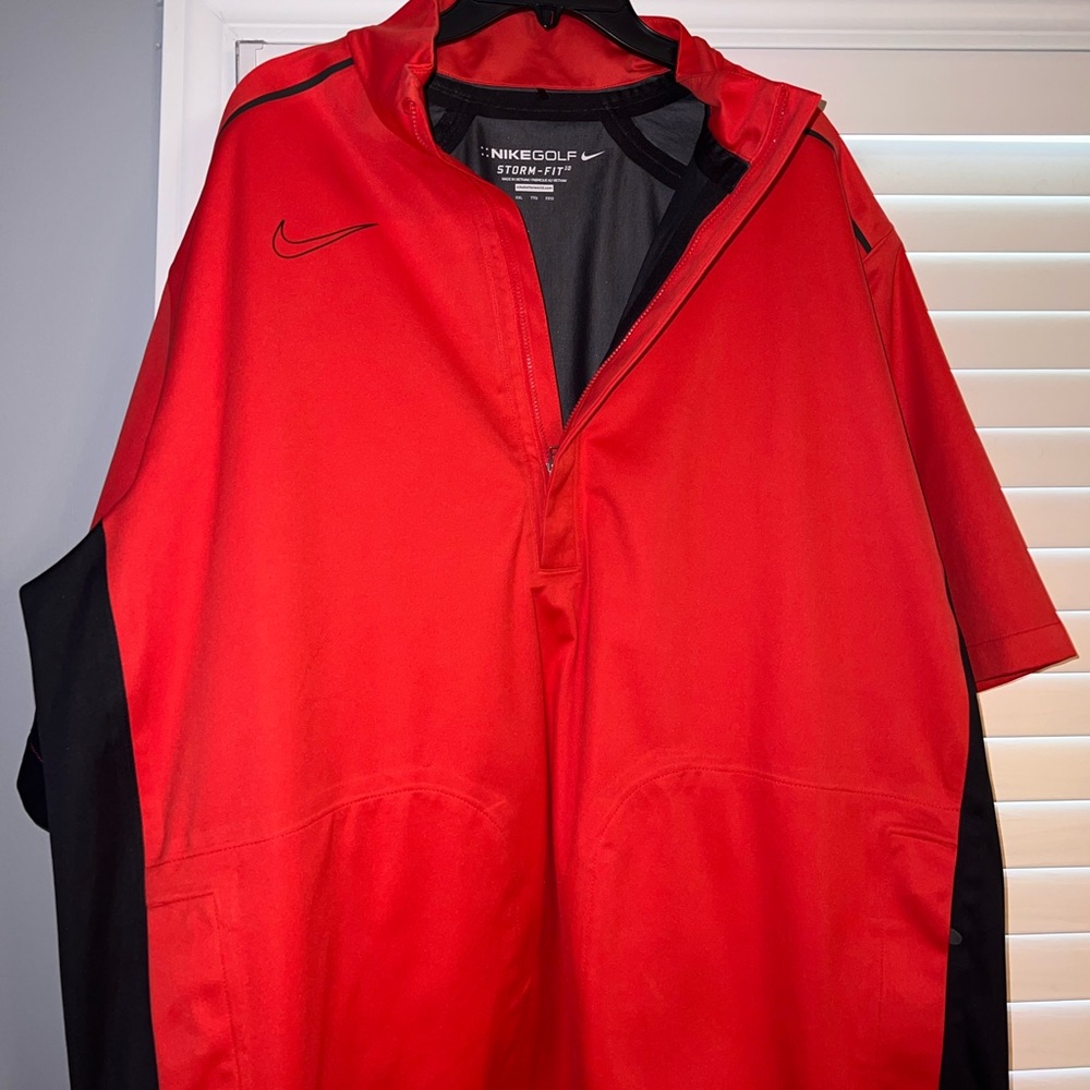 NIKE golf Storm Fit Windbreaker